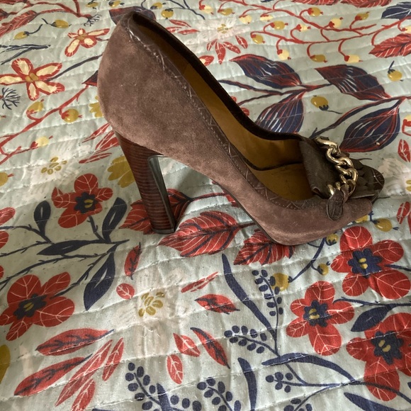 Chocolate heels, Nine West, size 9 - Picture 2 of 3